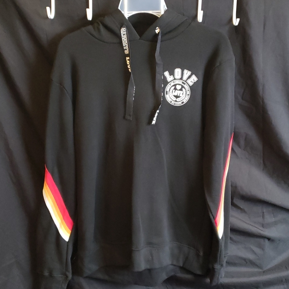 Love sweatshirt